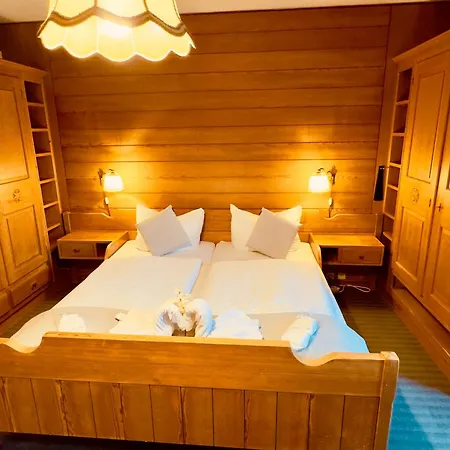 Restaurant Adler Stube Отель 4*