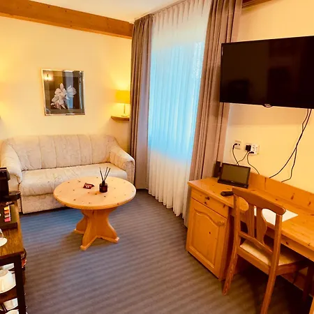 Adler Stube 4* Muenstertal
