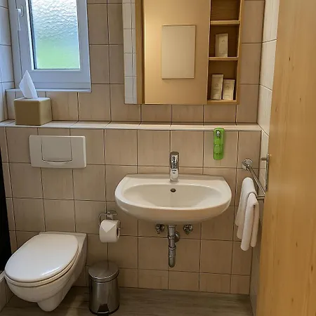 מלון Restaurant Adler Stube Münstertal