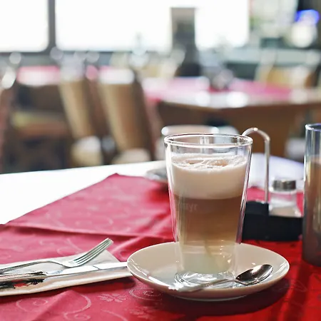 فندق Restaurant Adler Stube