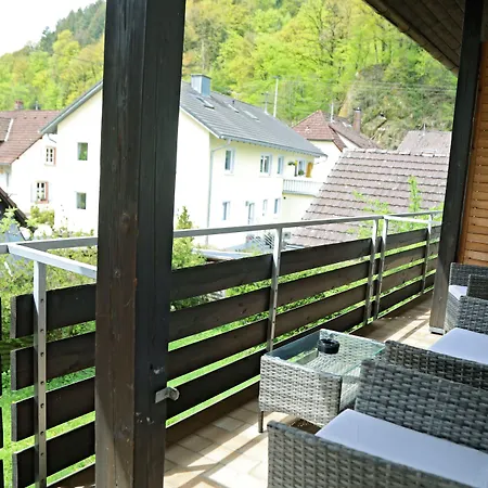 Restaurant Adler Stube מלון 4*