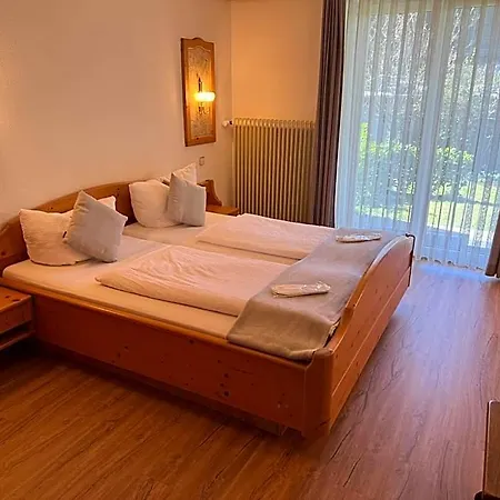 Restaurant Adler Stube Szálloda Münstertal