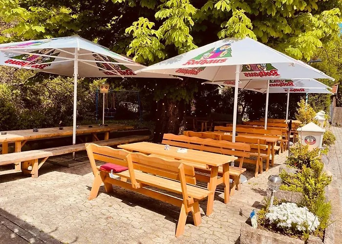 Restaurant Adler Stube 酒店 4*